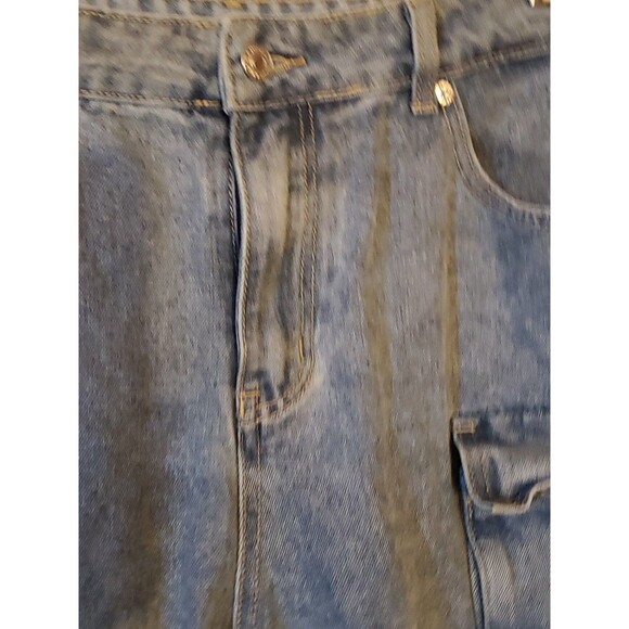 Shein Size LG Light Wash Cotton Blend Cargo Blue Jeans Multiple Pockets - Picture 3 of 11